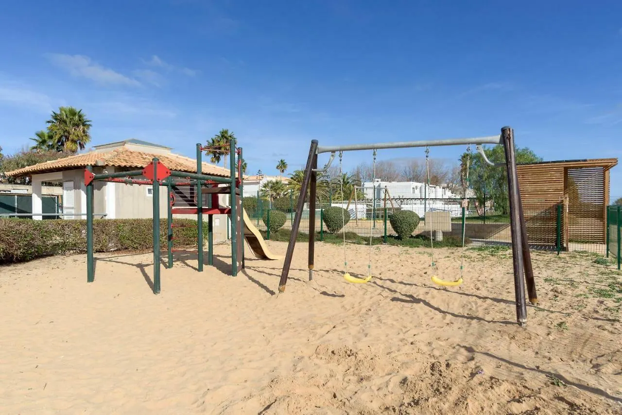 Flh Cabanas Sea View Apartment Tavira 0*,  Portugalsko